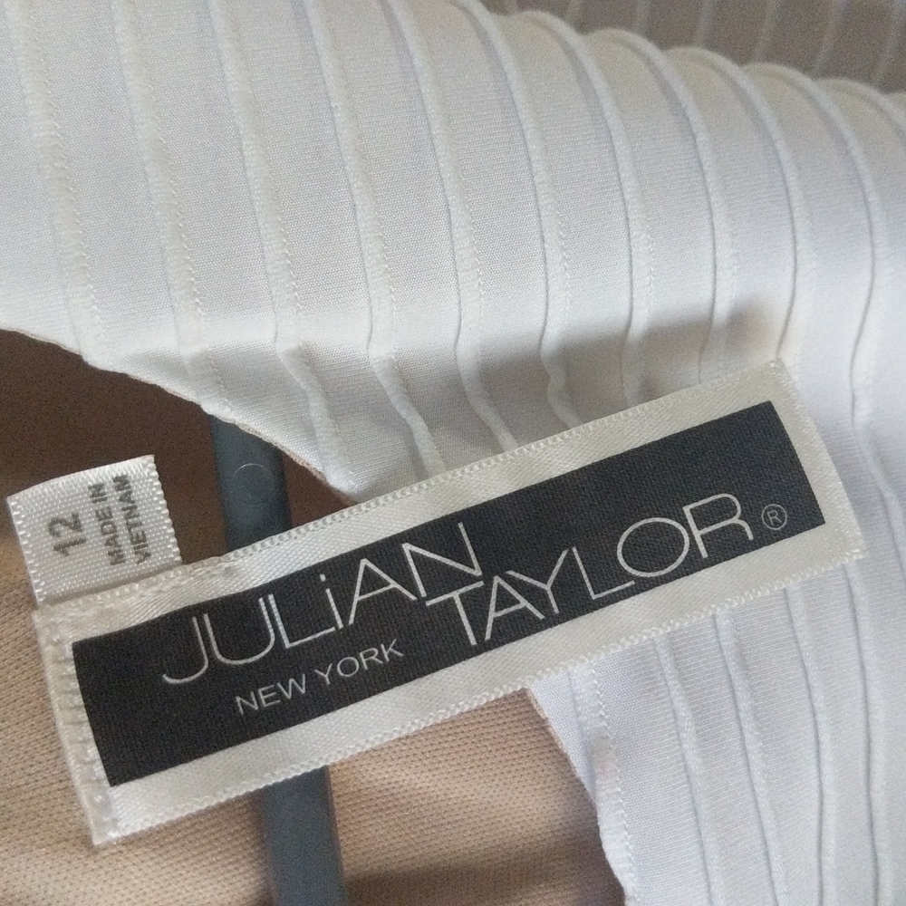 JULIAN TAYLOR white dress with lace size 12